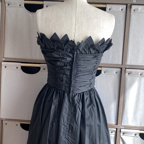 Victor Costa vintage fit and flare maxi dress - Picture 7 of 7